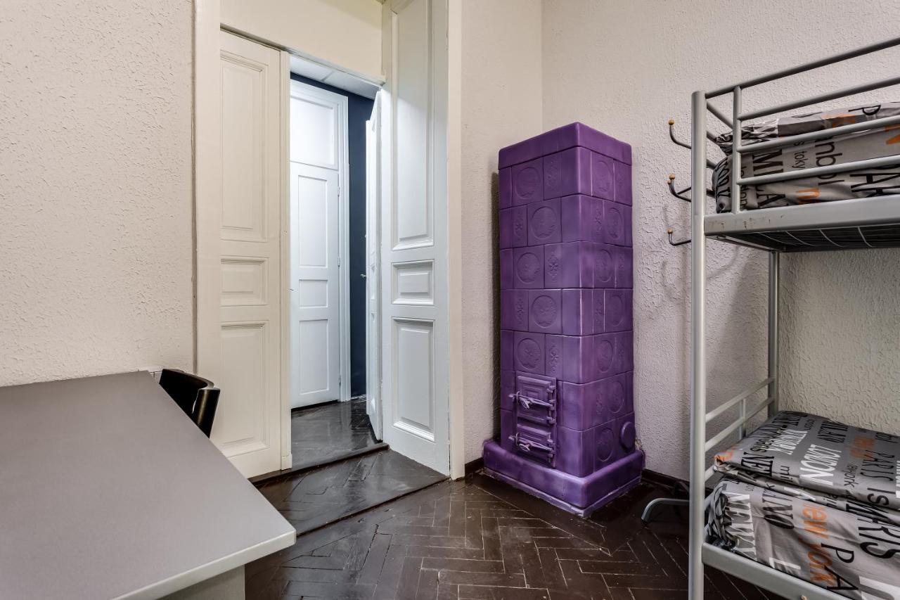Mister Hostel Lviv Exterior photo